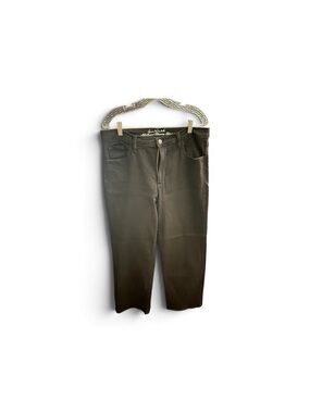 Gloria Vanderbilt Women’s Black Straight Jeans